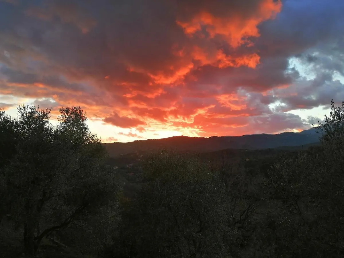 La Puesta Del Sol Emozionanti Tramonti Villa Imperia Italy