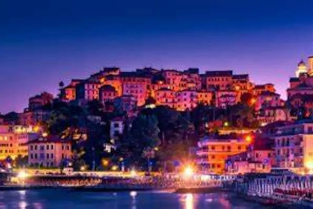 Vila La Puesta Del Sol Emozionanti Tramonti Imperia